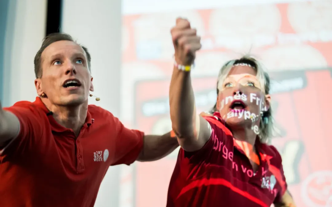 Impro-Show trifft KI: Wenn das ganze Publikum zum Mitspieler wird